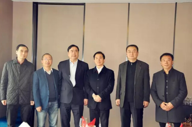 1496499622185873.jpg 4-王明云、王珩、孙明陪同赵振元董事长接待陈放副主席一行.jpg