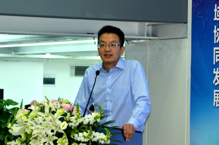 1496509738101133.jpg 16-中国科学技术发展战略研究院研究员郭戎做演讲.jpg
